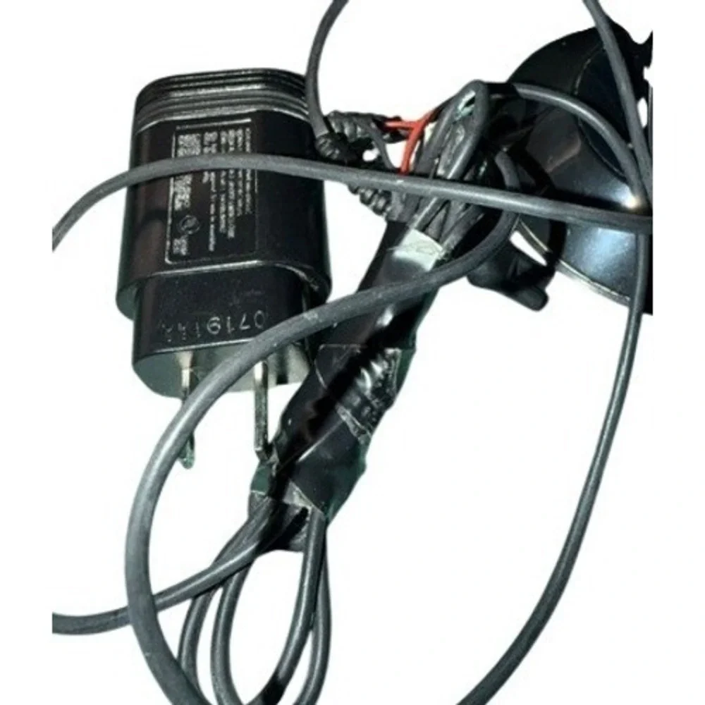 Philips‎ Norelco Arcitec 1060X Men Electric Rotary Shave/  Charging Stand & Case